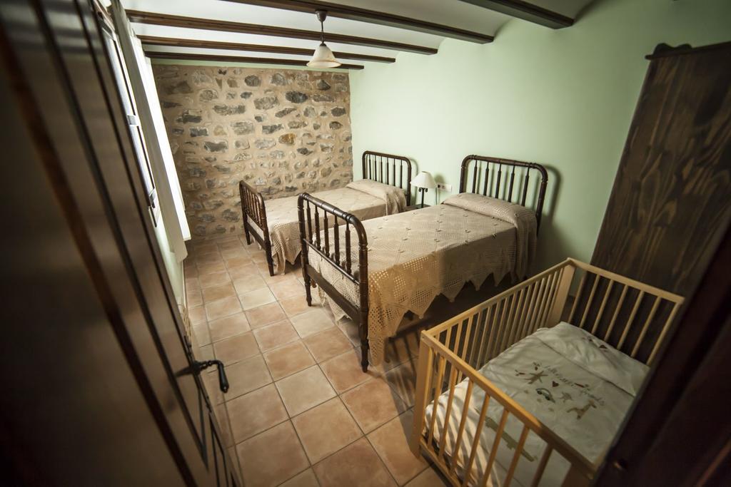 Apartamentos Cine Capicol Albarracín Exterior photo