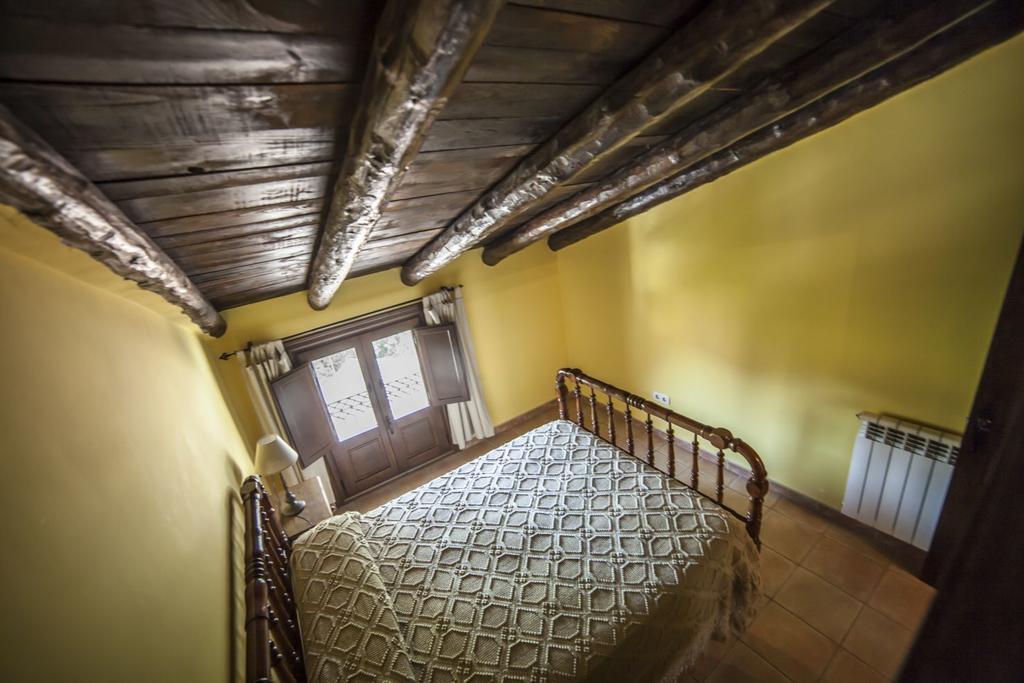 Apartamentos Cine Capicol Albarracín Exterior photo
